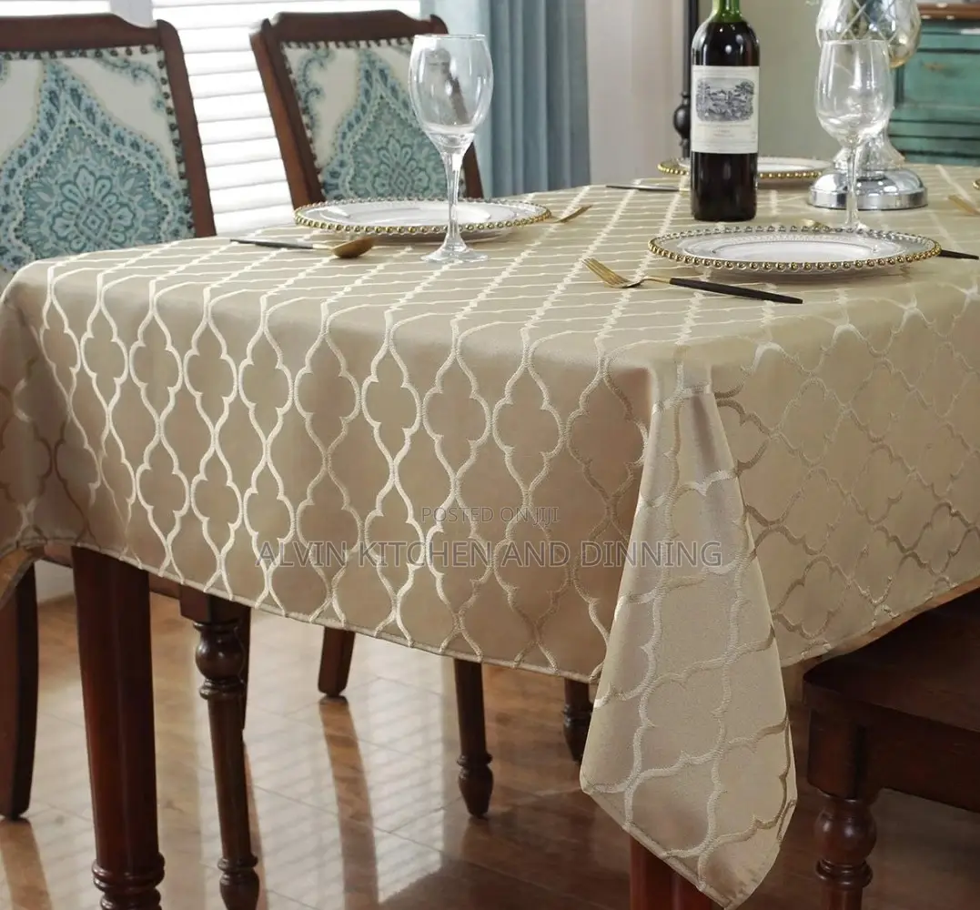 Border Tablecloth 8 Seater