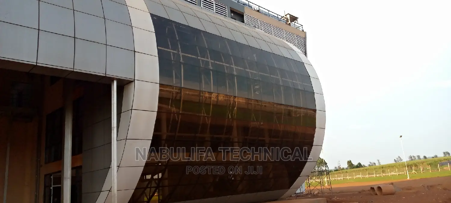 Glass and Aluminum Curtain Wall Available Now