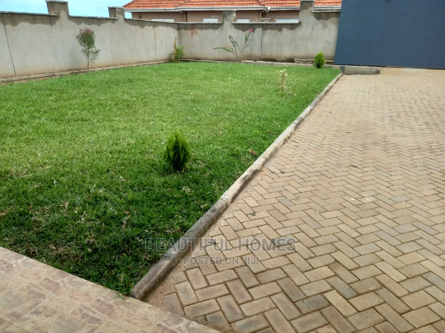 Furnished 4bdrm House in Kira, Central Division for Sale