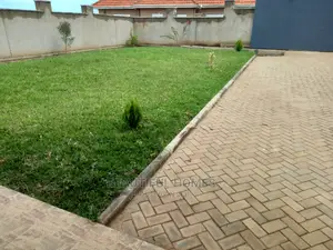 Furnished 4bdrm House in Kira, Central Division for Sale
