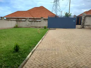 Furnished 4bdrm Bungalow in Kira Nice, Central Division for Sale