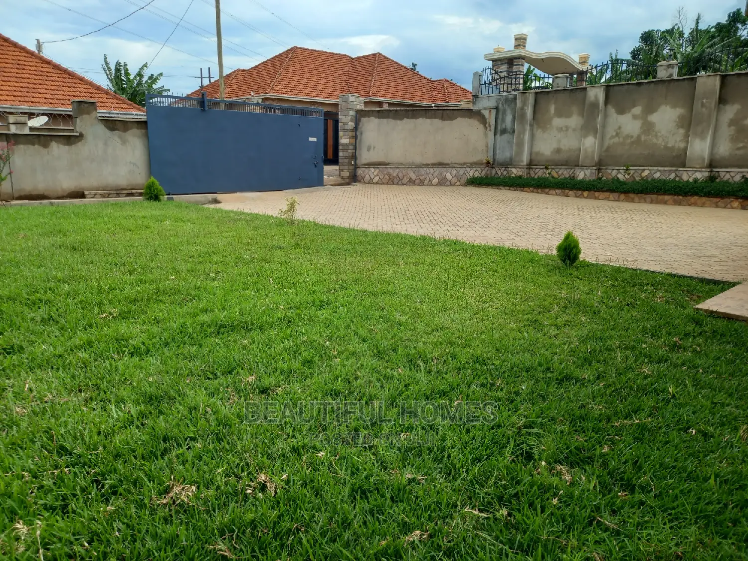 Furnished 4bdrm Bungalow in Kira Big Bungaloos for Sale