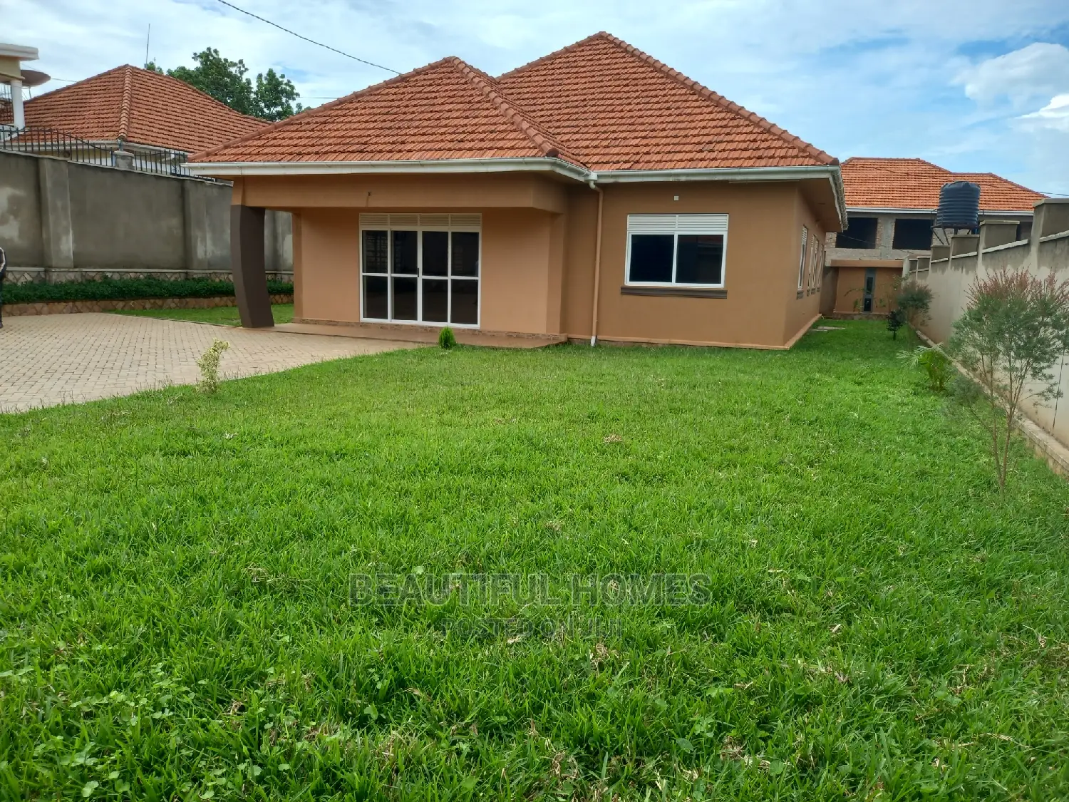 Furnished 4bdrm House in Kira Mulawa for Sale
