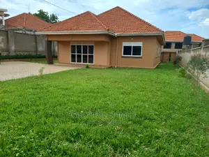 Furnished 4bdrm House in Kira Mulawa for Sale
