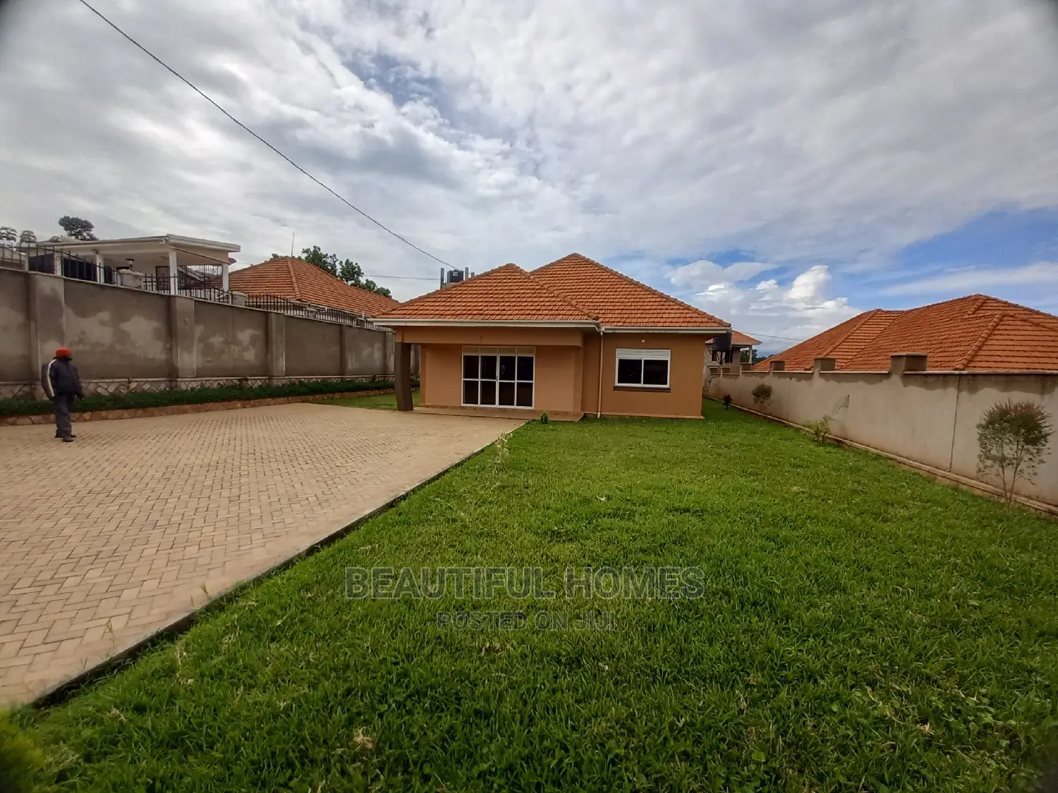 Furnished 4bdrm House in Kira Mulawa for Sale