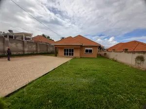 Furnished 4bdrm House in Kira Mulawa for Sale