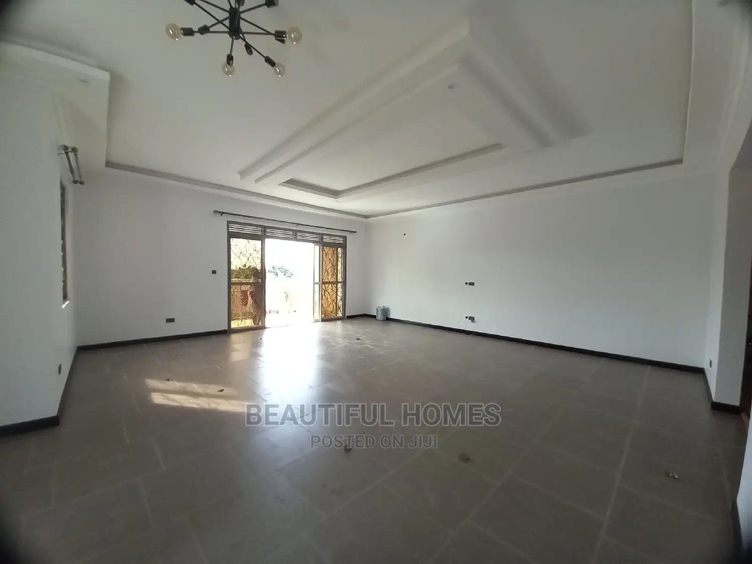 Furnished 4bdrm House in Kira Mamerito for Sale