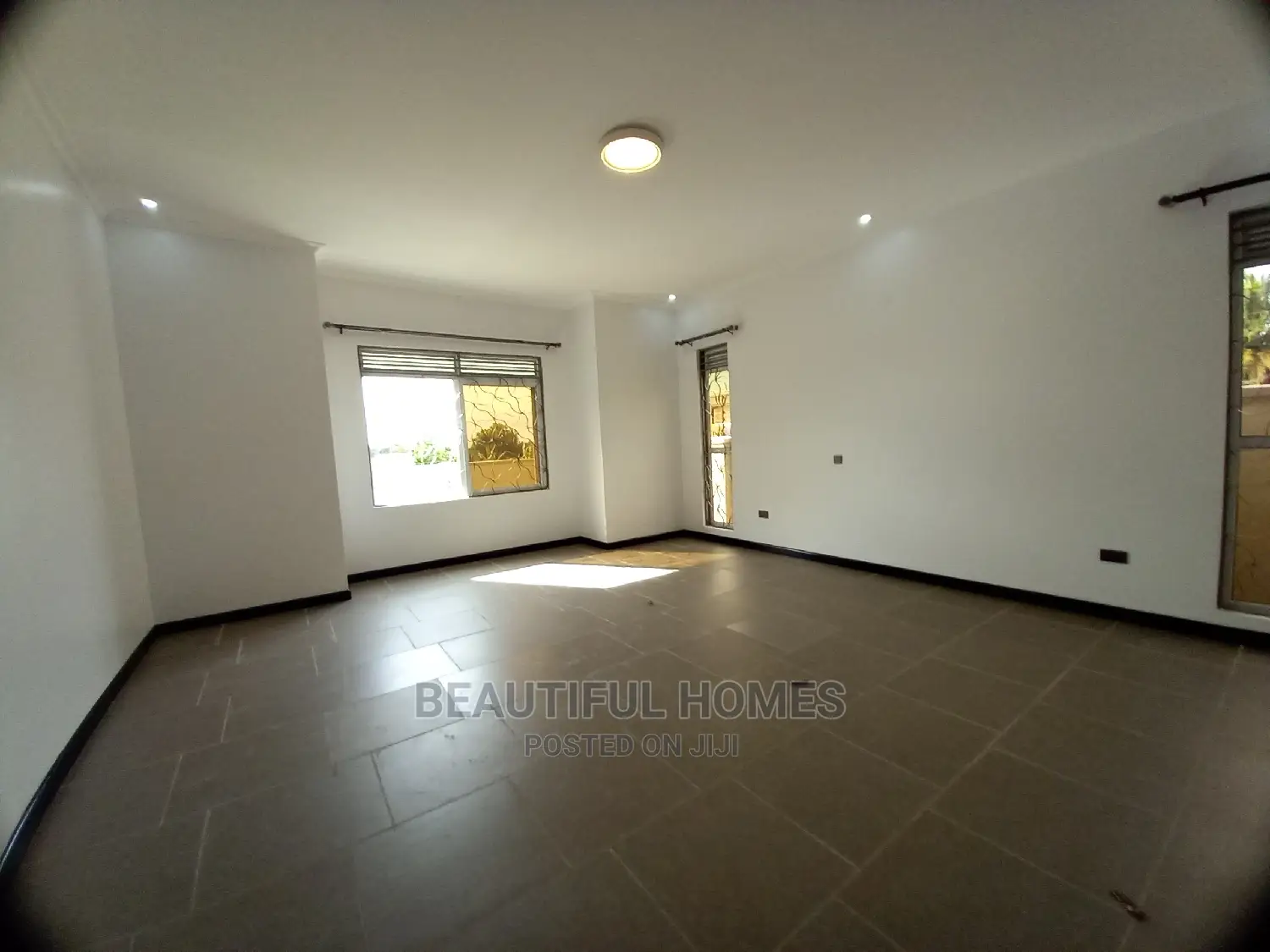 Furnished 4bdrm Bungalow in Kira Fancy for Sale