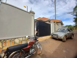 Furnished 4bdrm Bungalow in Kira First Class for Sale