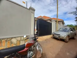 Furnished 4bdrm Bungalow in Kira First Class for Sale