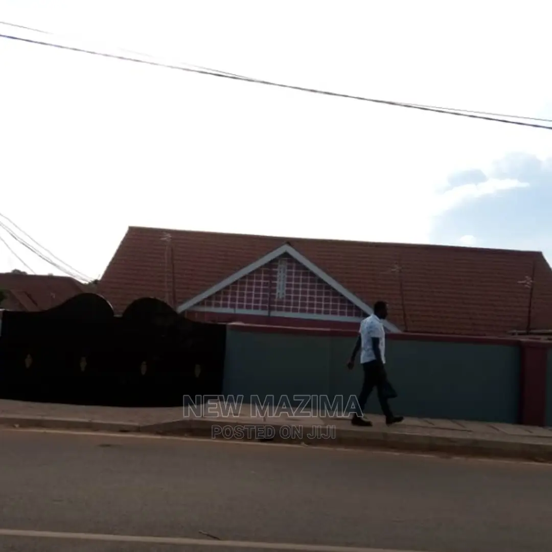 Commercial Property Measurig Direct on Tarmac of Masaka Budo