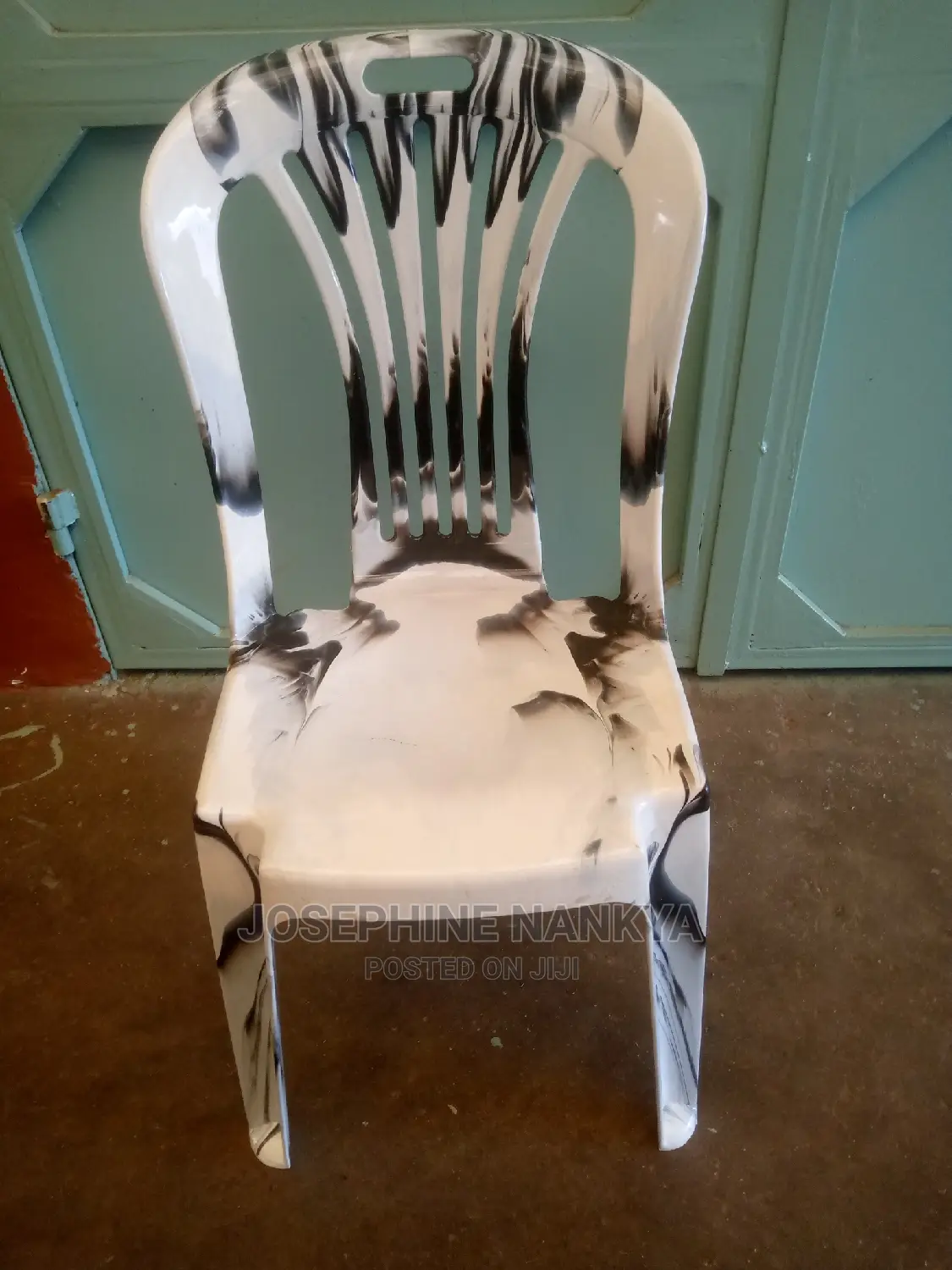 Nile Table Plus Chair