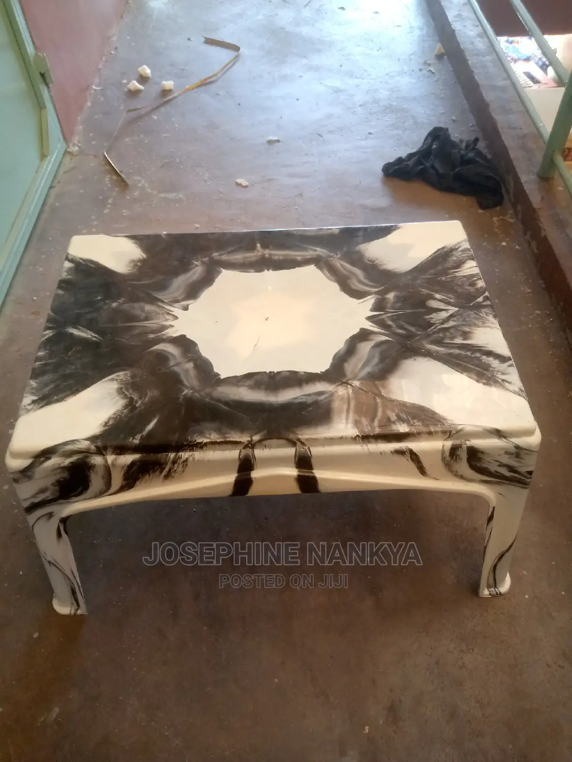 Nile Table Plus Chair