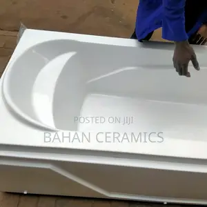 Square Bathtub With Pannel.