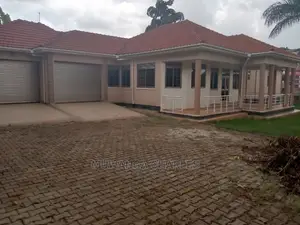 4bdrm House in Fs Properties Ltd, Central Division for rent