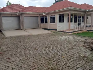 4bdrm House in Fs Properties Ltd, Central Division for rent