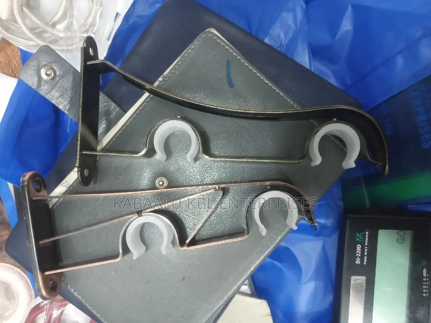Curtain Rods/Poles(Metallic)(Twisted and Smooth)