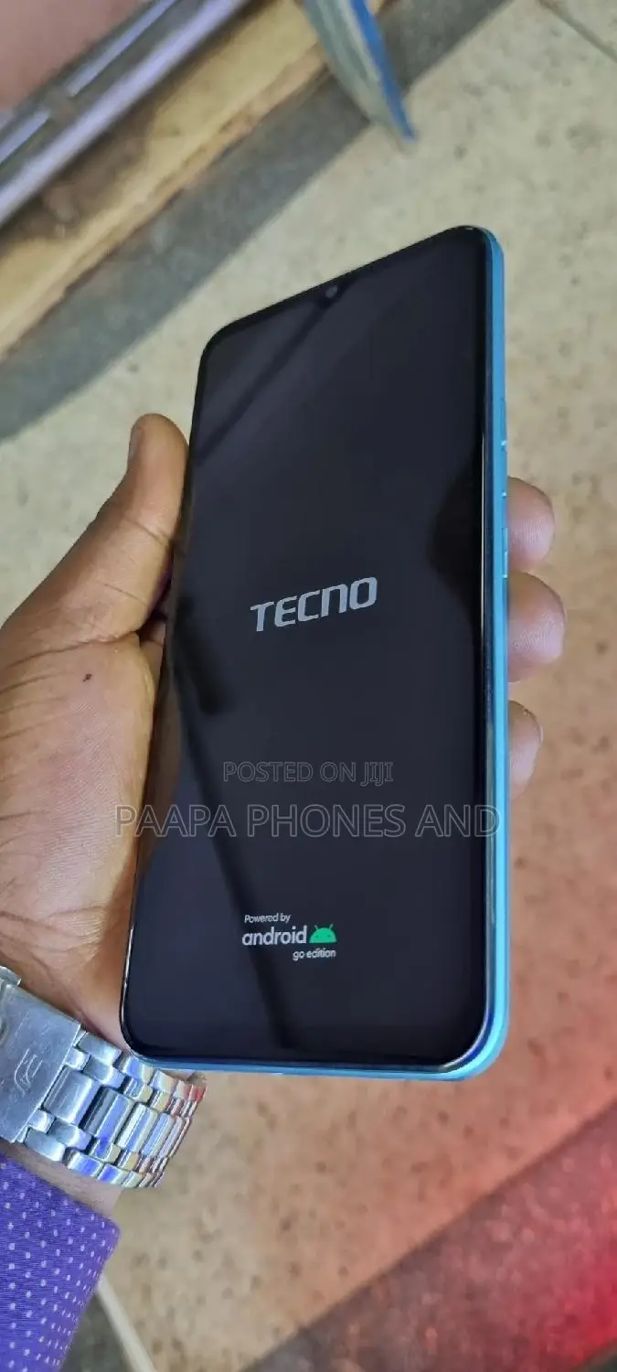 Tecno Spark 8 64 GB Blue