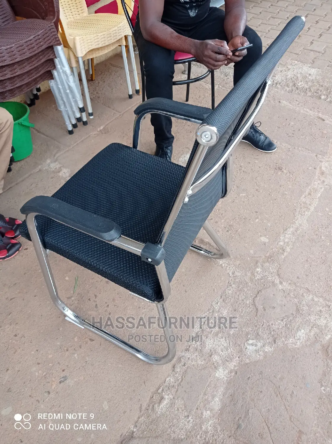 Mesh Waiting Chair Brand New