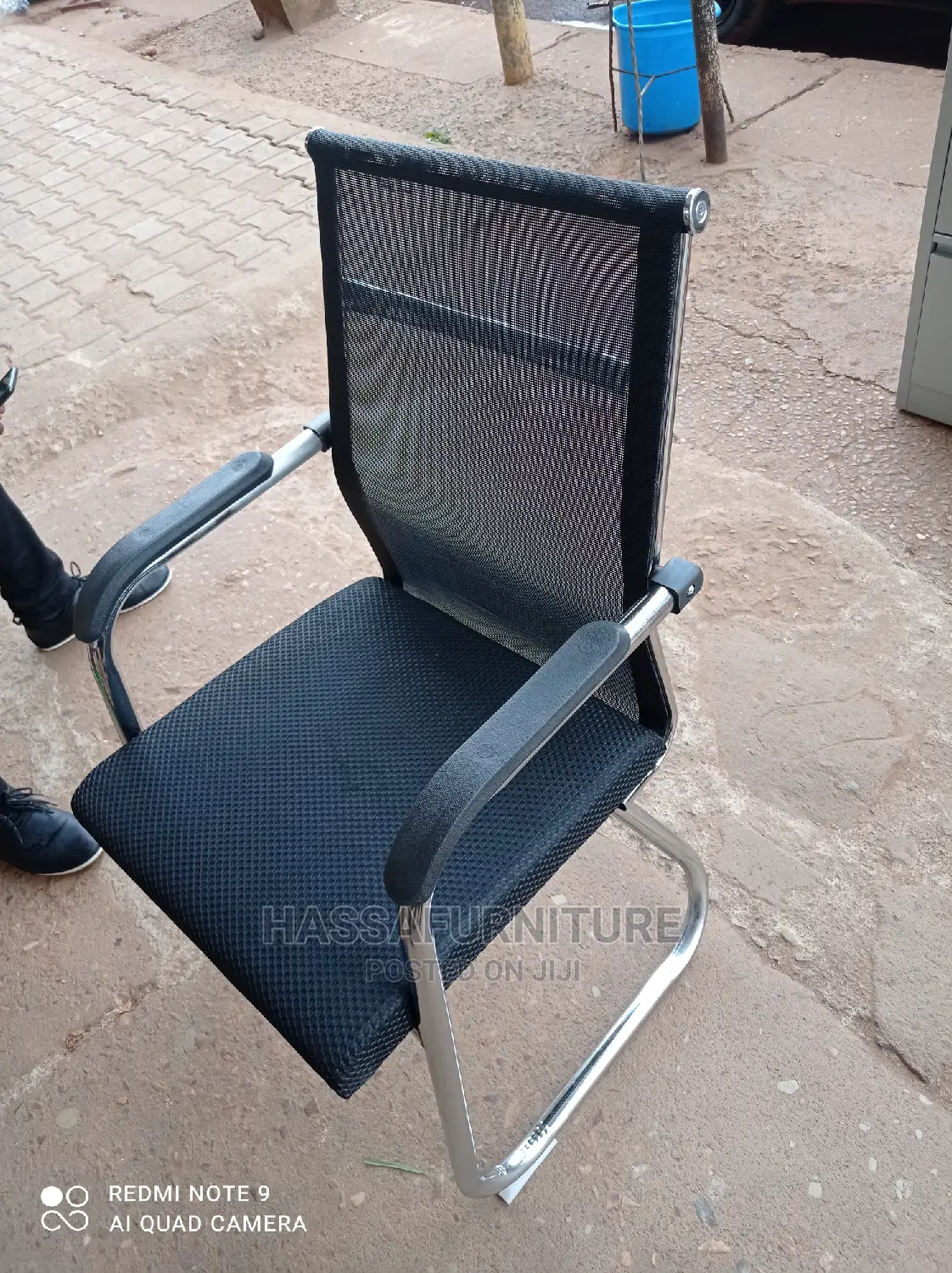 Mesh Waiting Chair Brand New