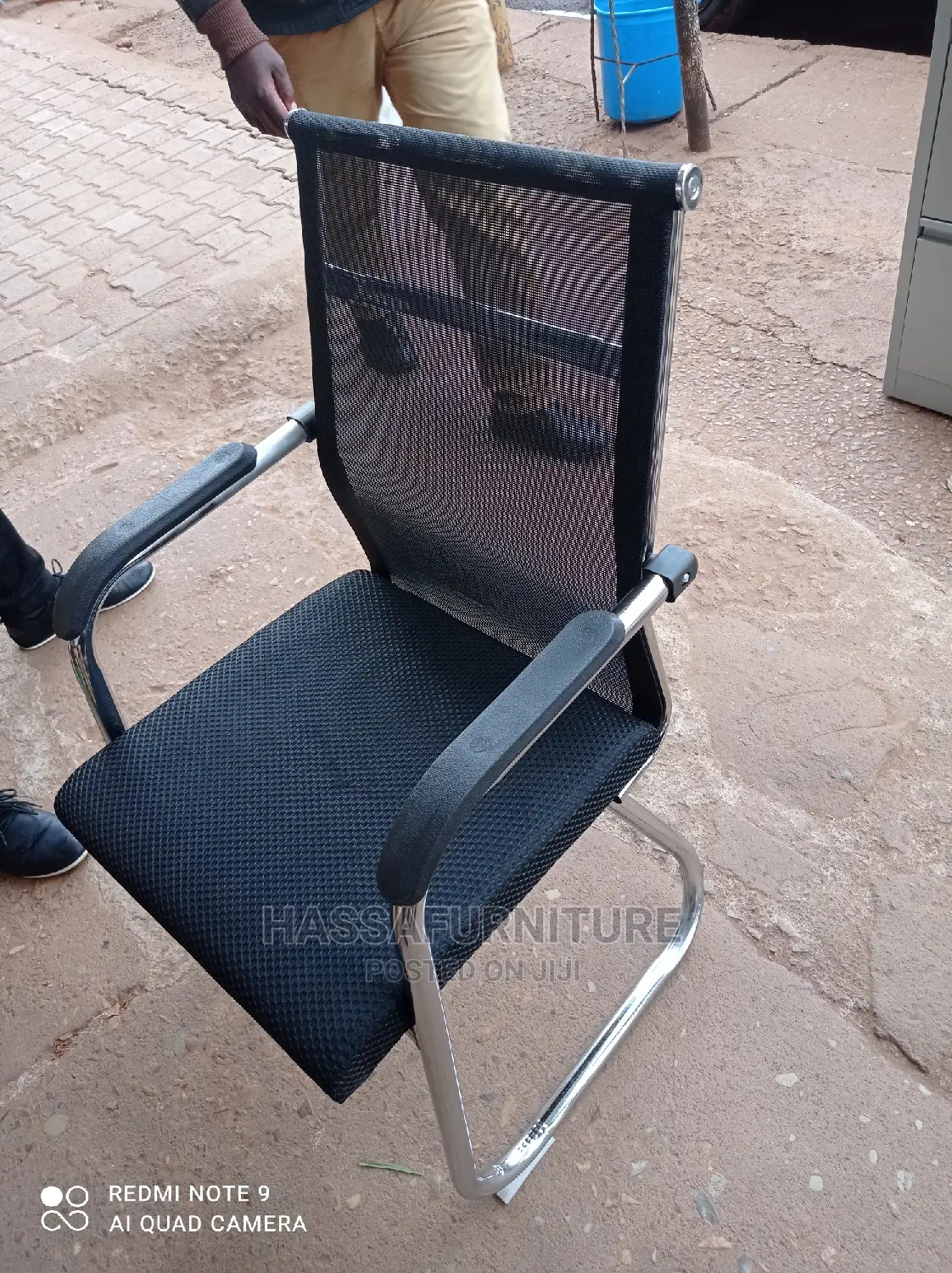 Mesh Waiting Chair Brand New