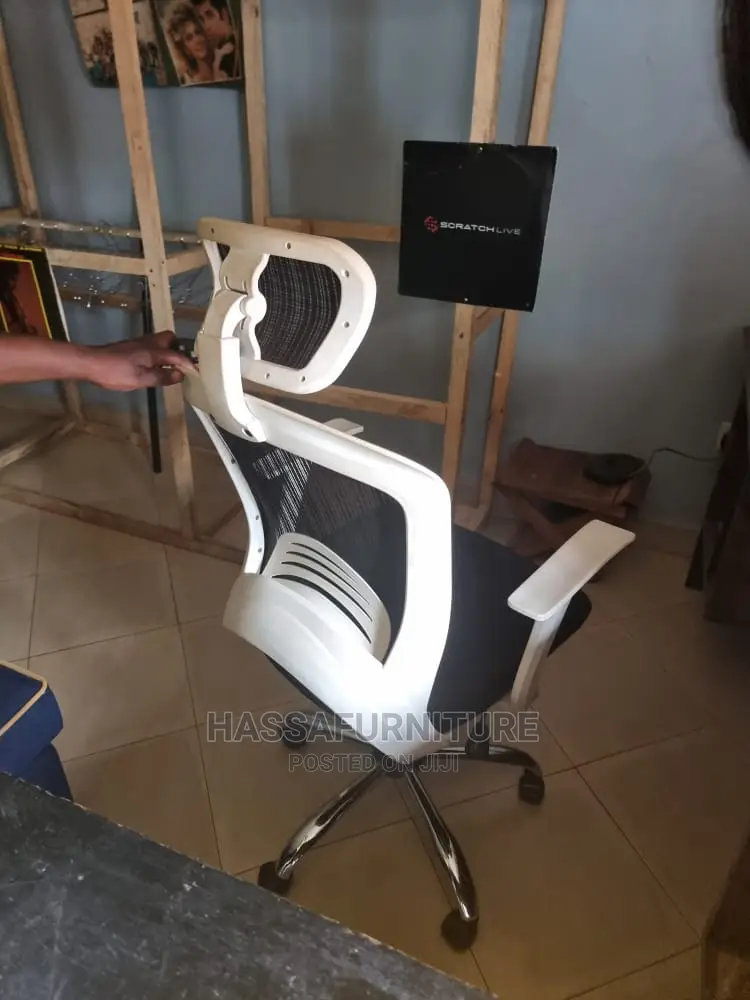 High Back Mesh Office Chair Colour White