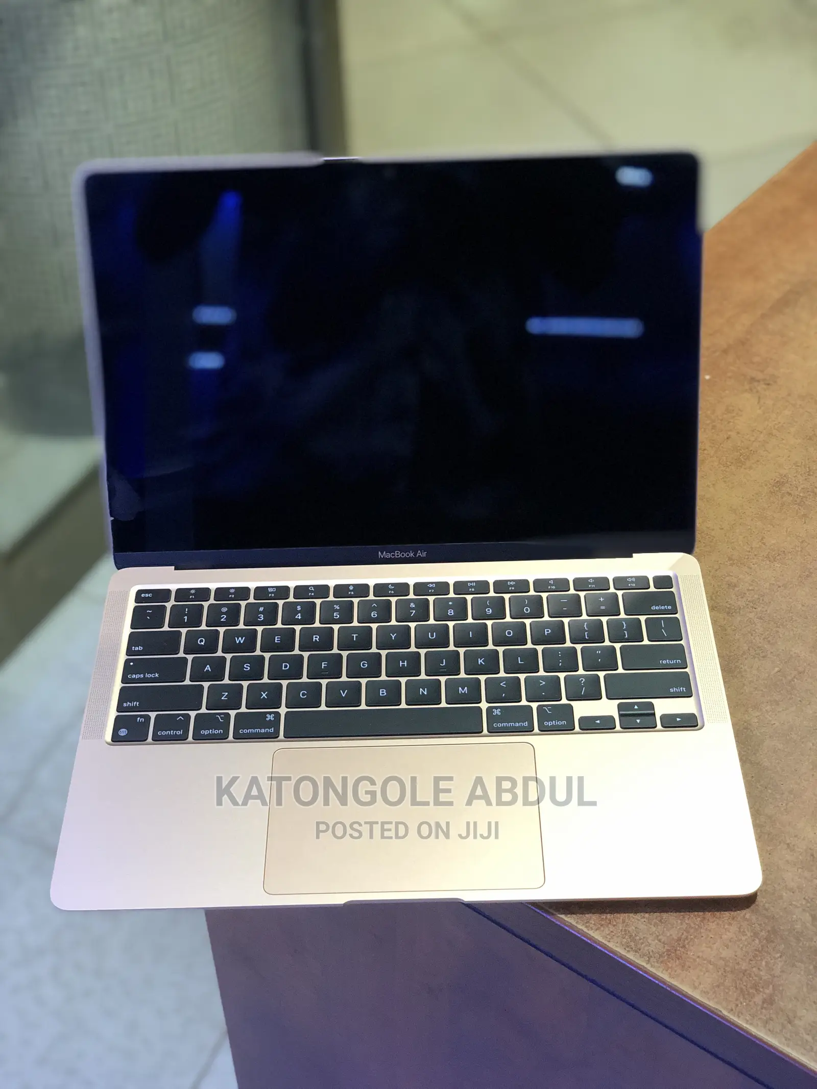 New Laptop Apple MacBook Air 2020 M1 8GB Apple M1 SSD 512GB