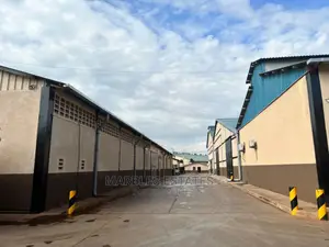 Warehouse for Rent in Industrial Area