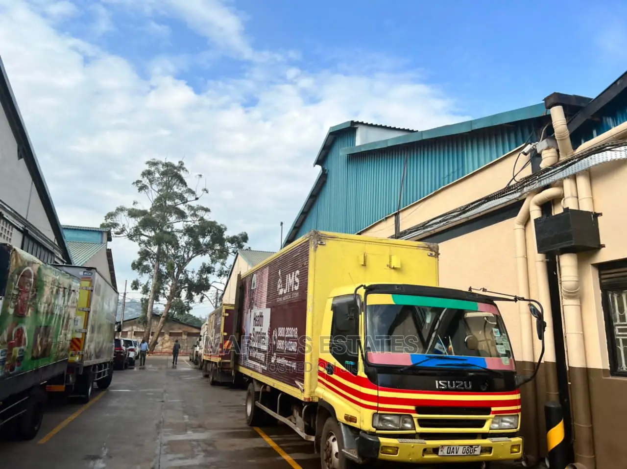 Warehouse for Rent in Industrial Area