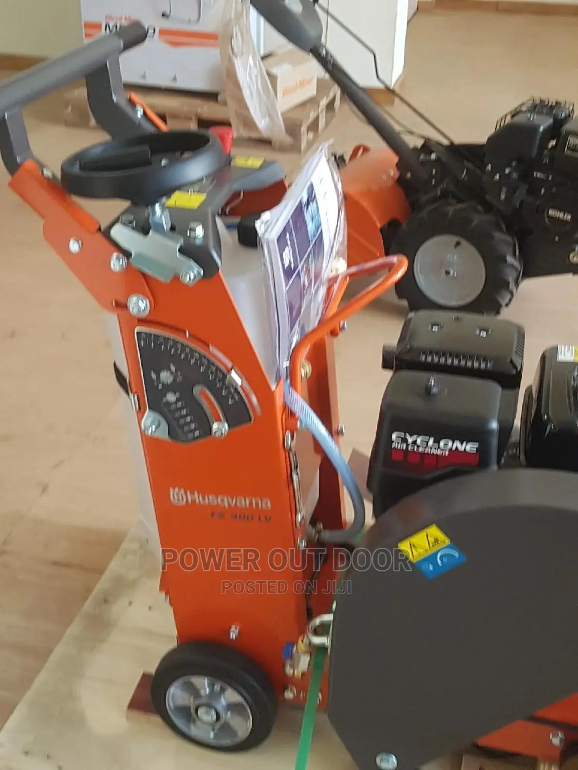 Husqvarnar Stump Grinder/ Floor Saw