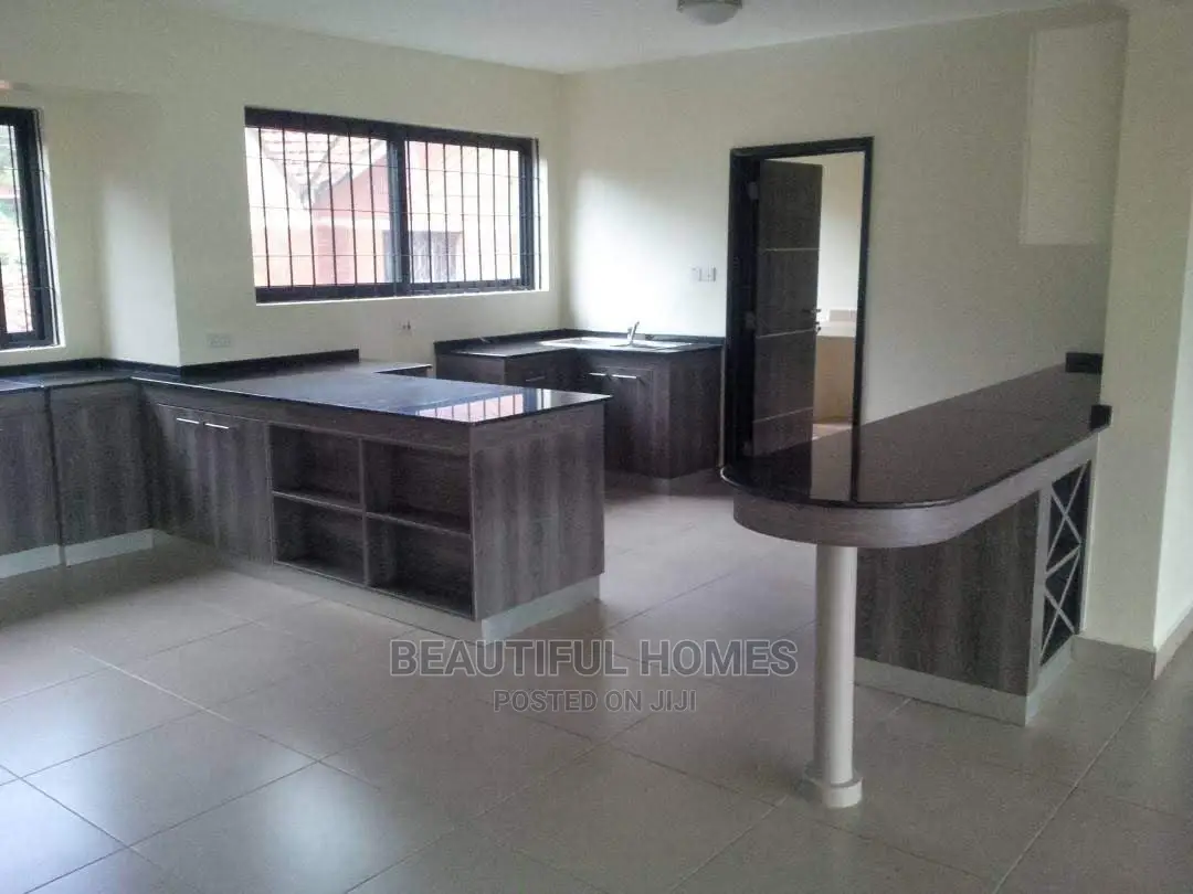 Furnished 4bdrm Maisonette in Kira Fine Estate for Sale