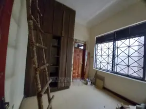 Furnished 4bdrm House in Kira Organised for Sale
