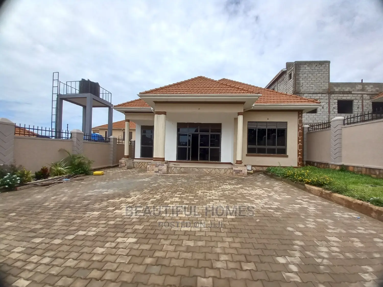 Furnished 4bdrm House in Kira Rich for Sale