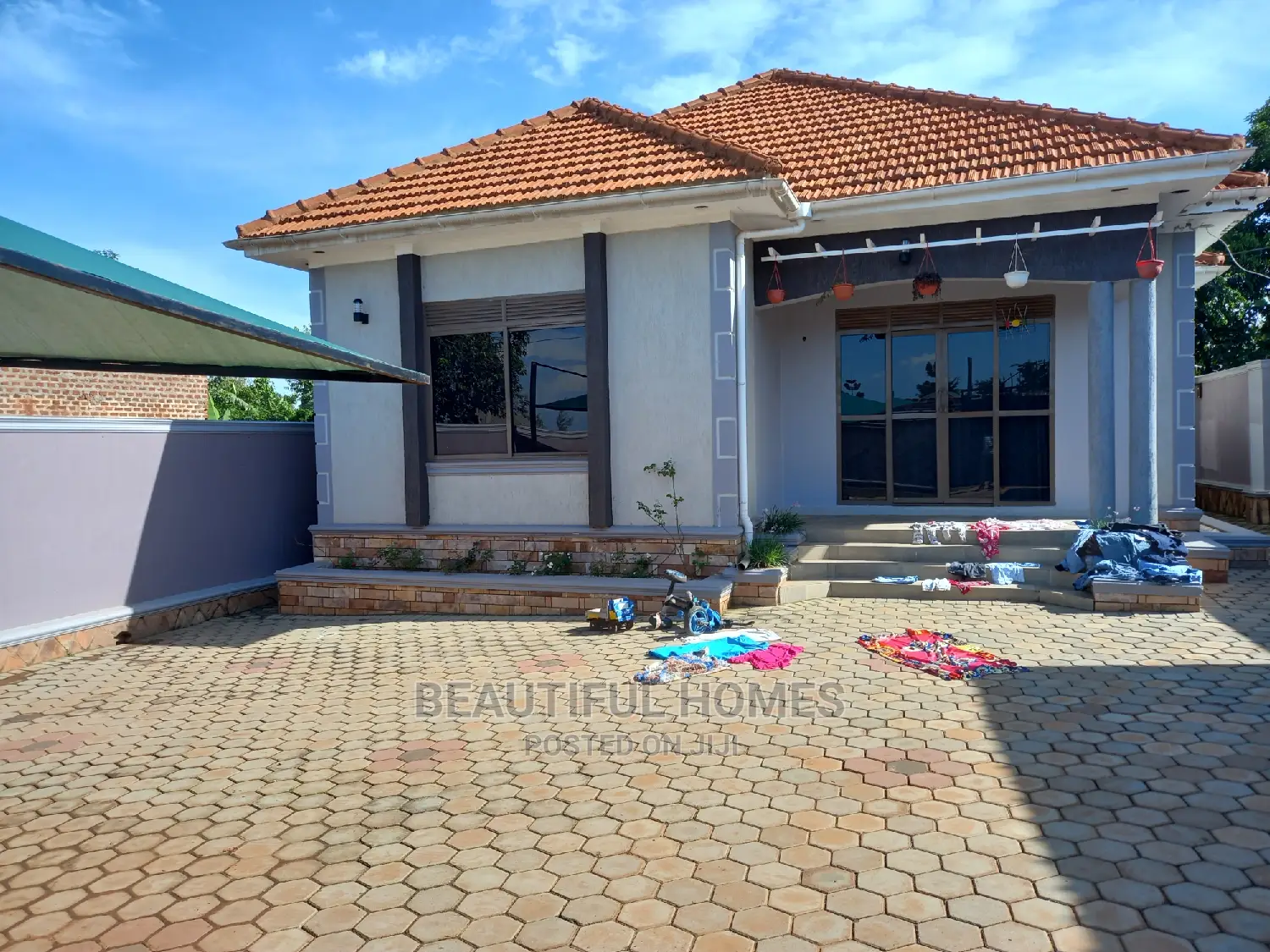 Furnished 4bdrm Bungalow in Nakwero, Kira for Sale
