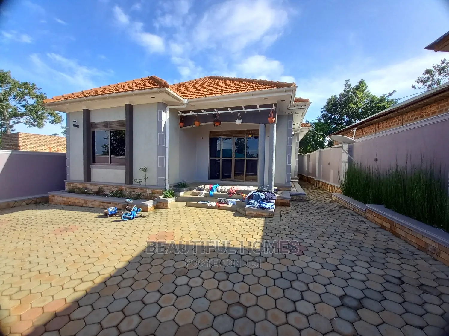 Furnished 4bdrm Bungalow in Nakwero Canaan, Kira for Sale