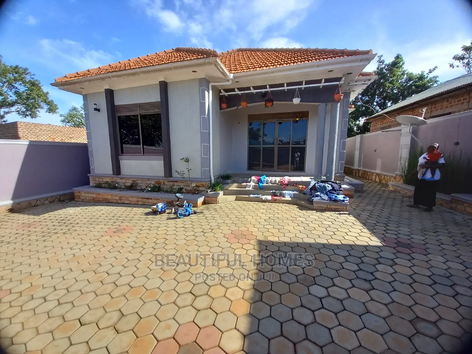 Furnished 4bdrm Bungalow in Nakwero Canaan, Kira for Sale