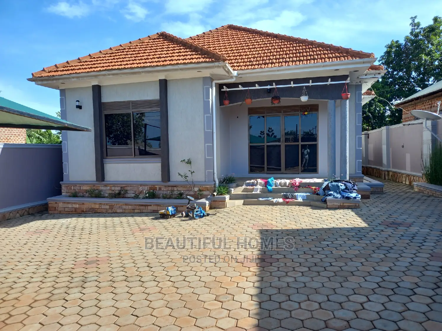 Furnished 4bdrm Bungalow in Nakwero, Kira for Sale