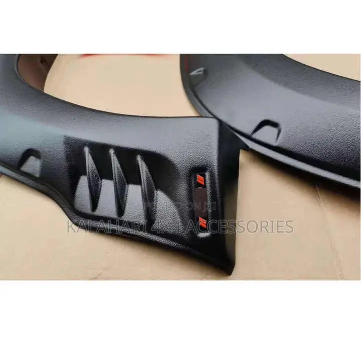 Hilux Fenders
