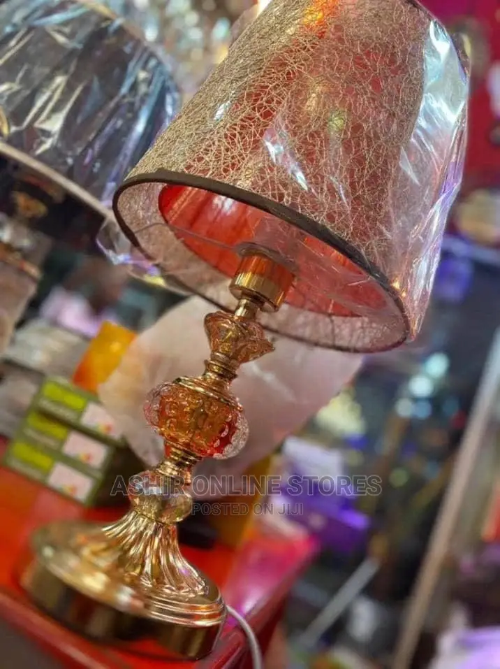Red and Goldish Pendant Lamp Holder
