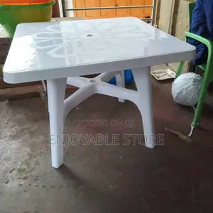 Plastic Strong Square Table