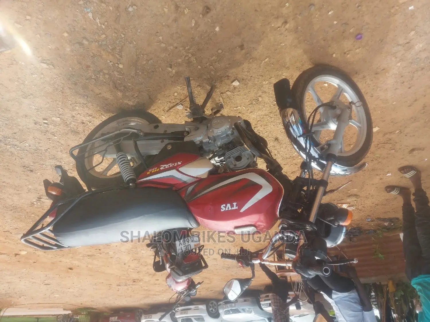 TVS Apache 160 4V 2021 Brown