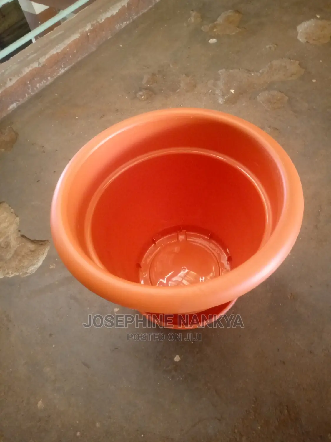 Cello Flowerpot Round