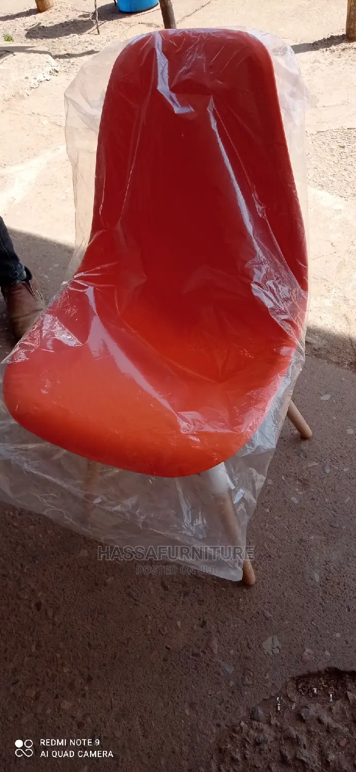 Executive Restaurant Chair