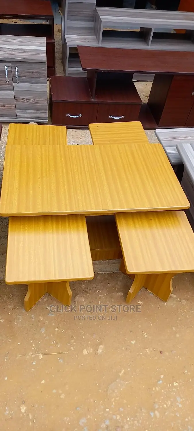 Coffee Tables With Four Stools