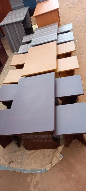 Coffee Tables With Four Stools