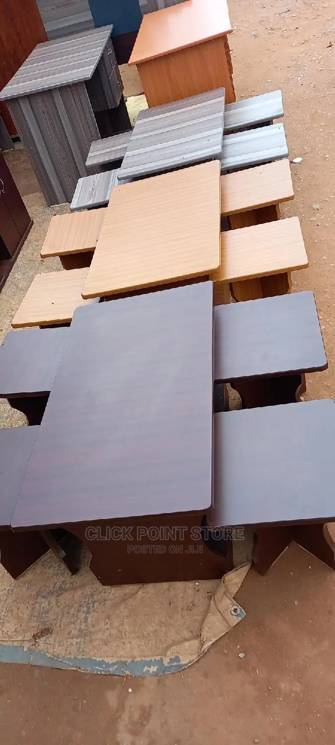 Coffee Tables With Four Stools