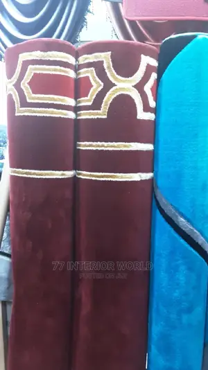 Center Carpets 768