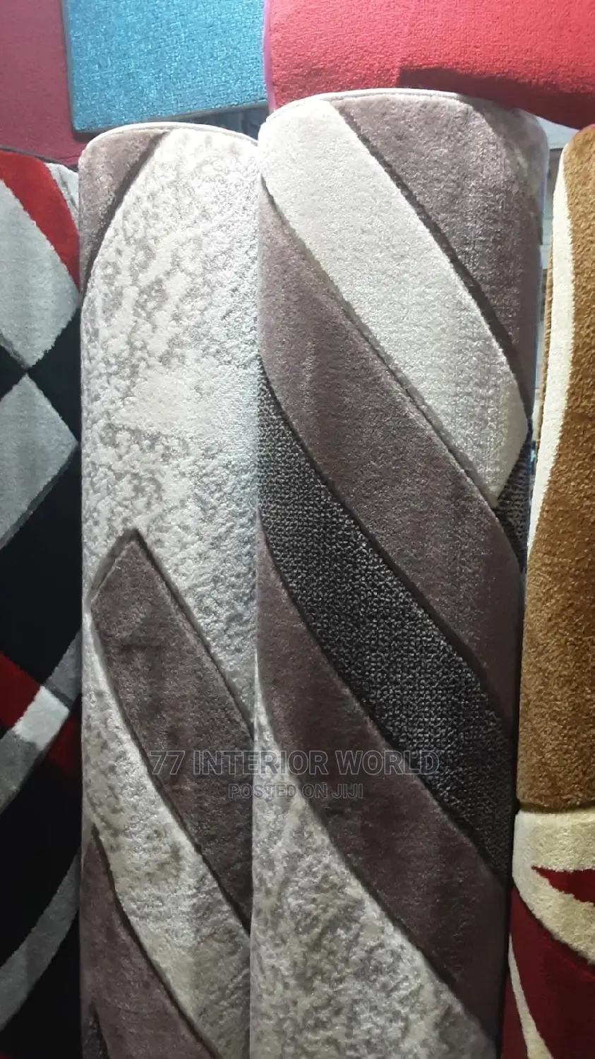 Center Carpets 768