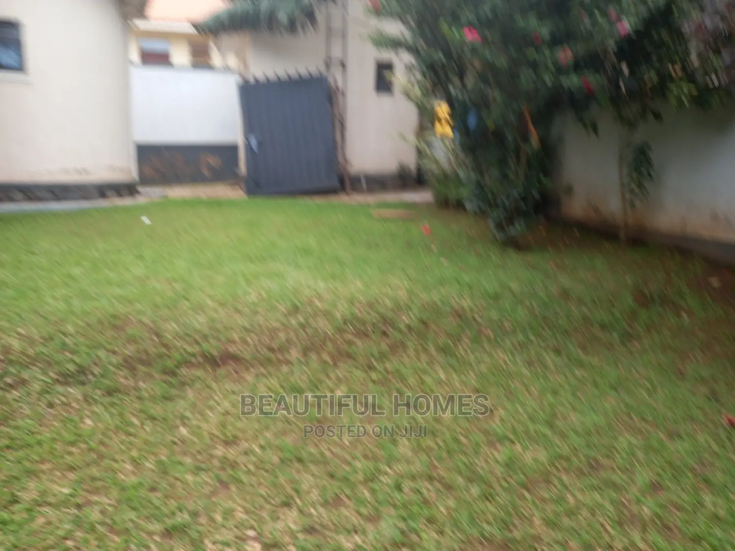 Furnished 4bdrm Bungalow in Kira Organised for Sale