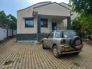 Furnished 4bdrm Maisonette in Kira for Sale